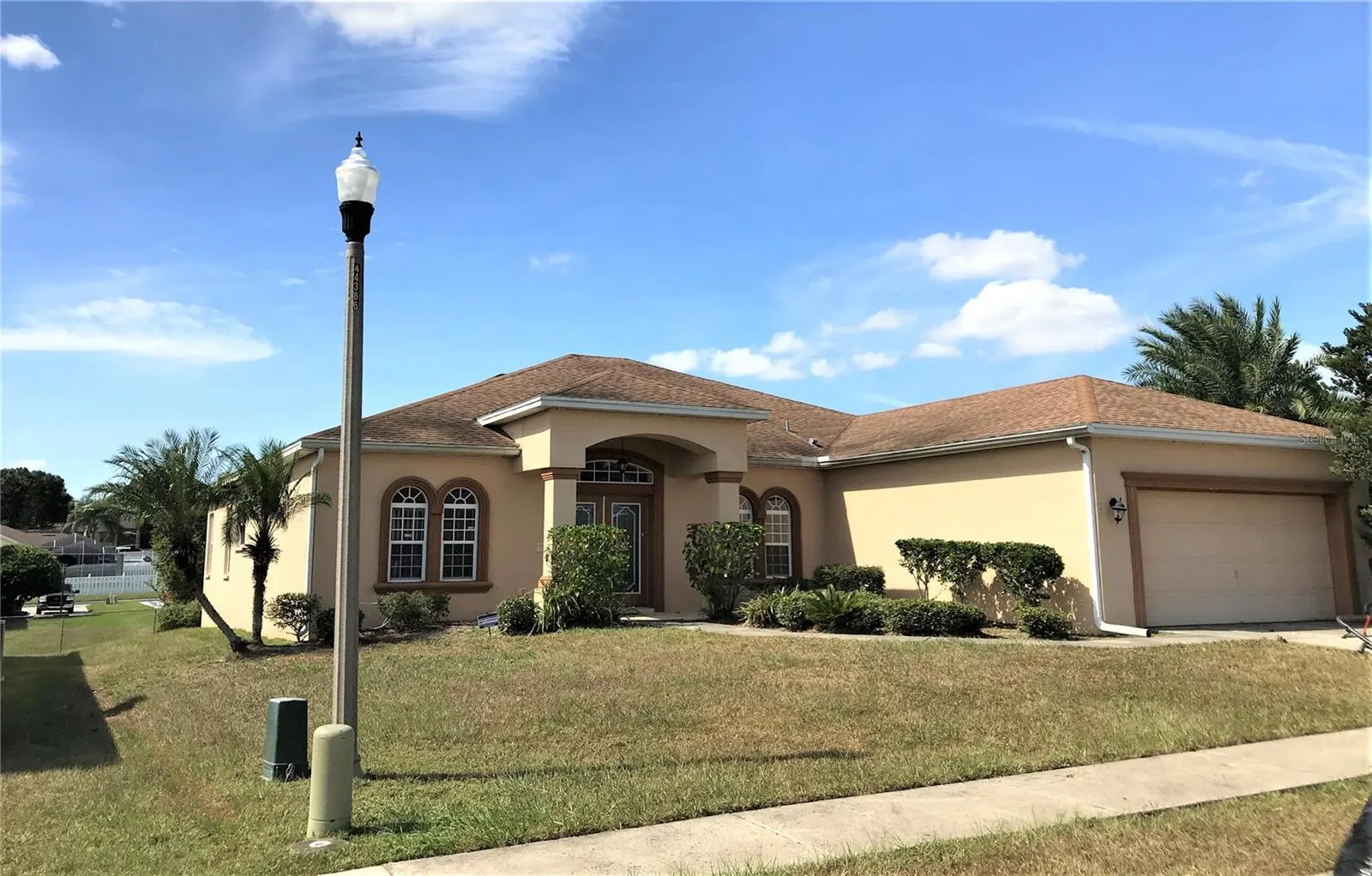 3437 LONGVIEW LN