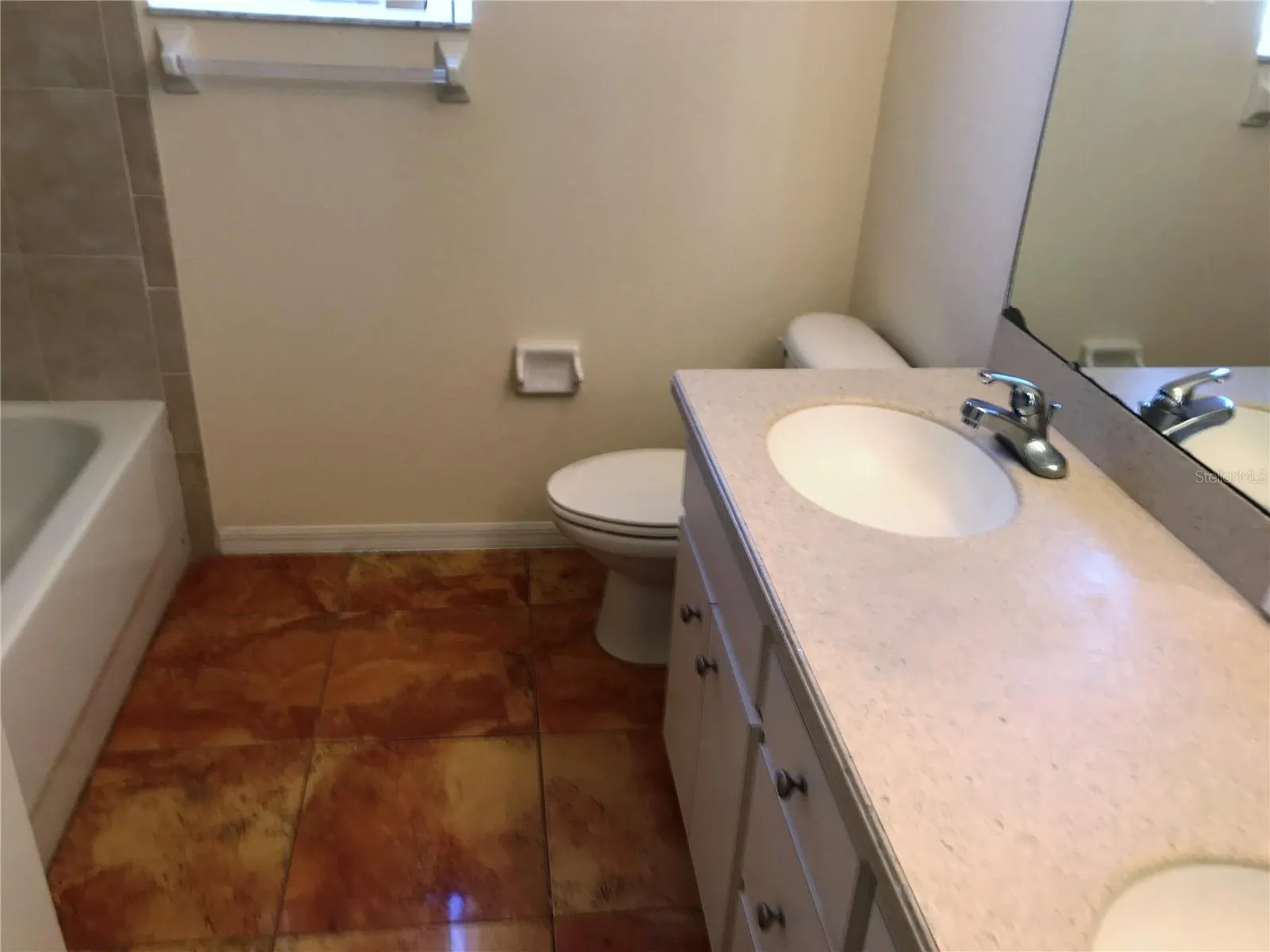 3437 LONGVIEW LN