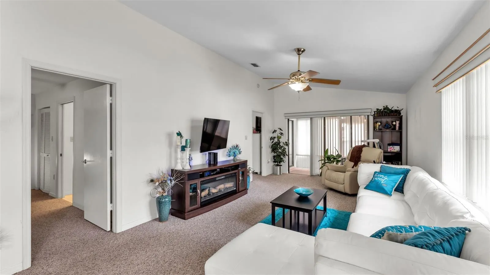 6234 PEACOCK RUN