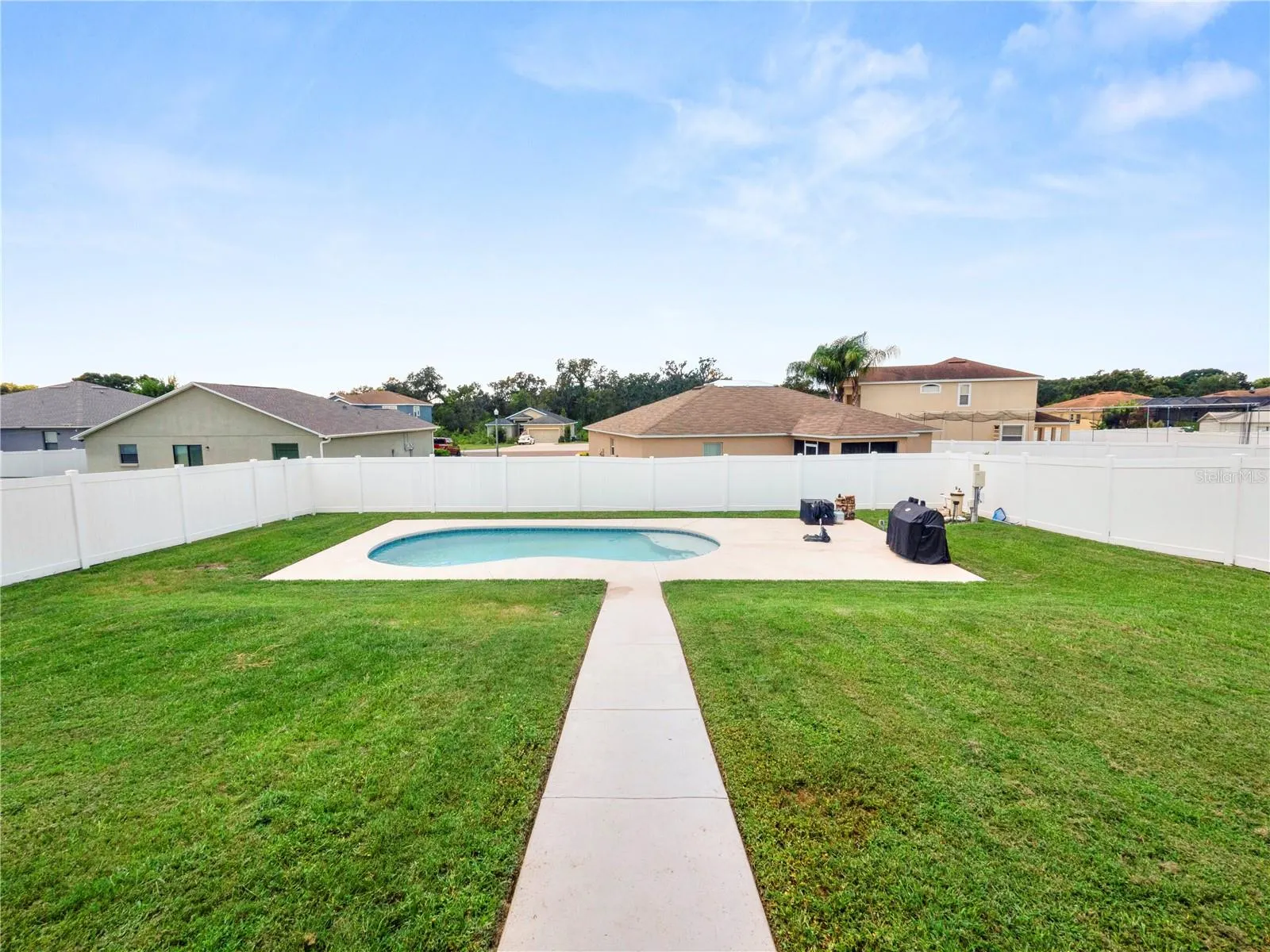 3519 KENWOOD CROSSING