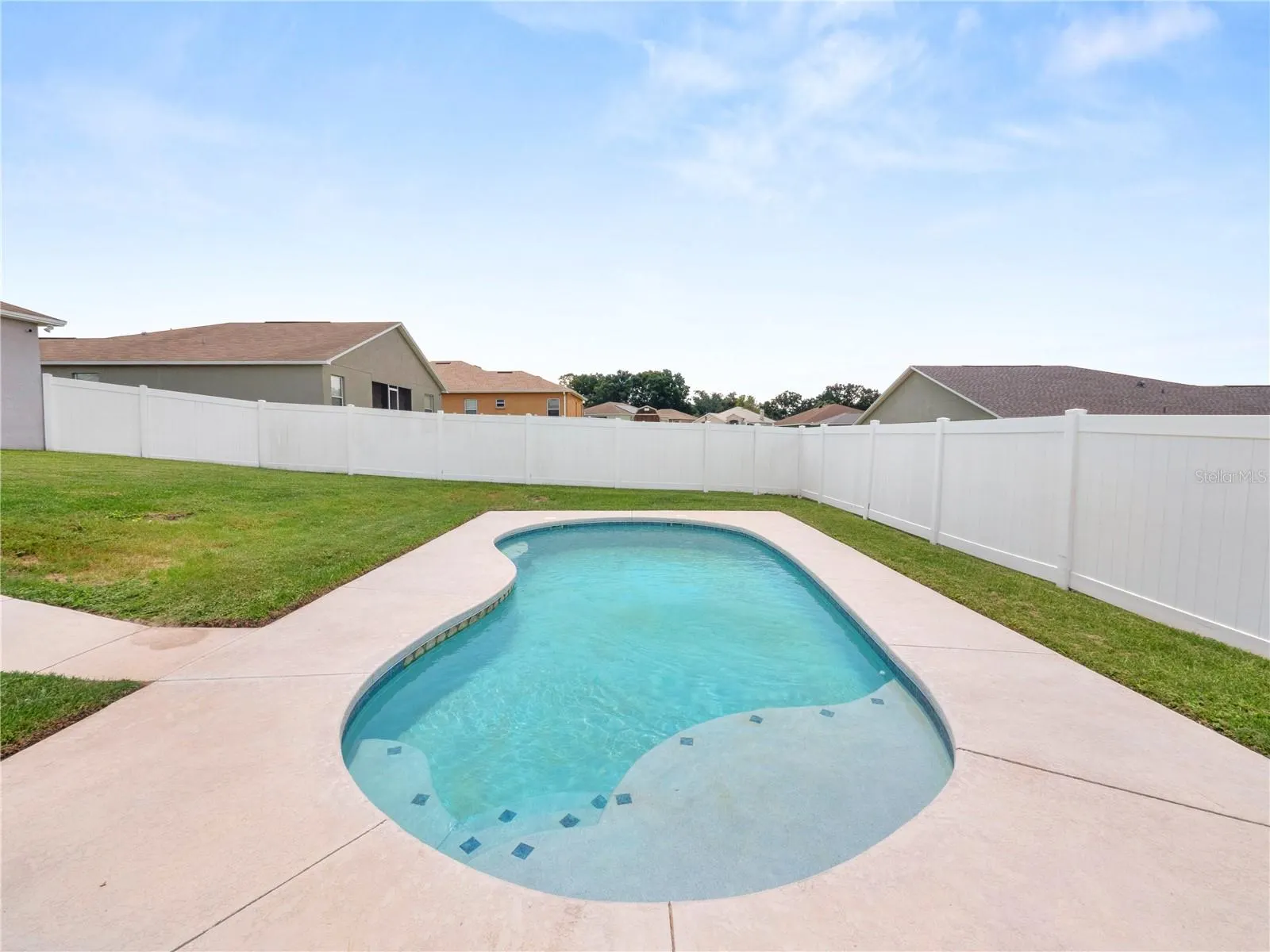 3519 KENWOOD CROSSING