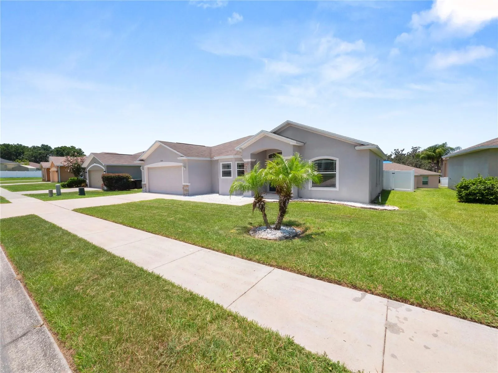 3519 KENWOOD CROSSING