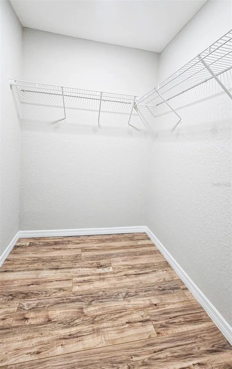 3519 KENWOOD CROSSING