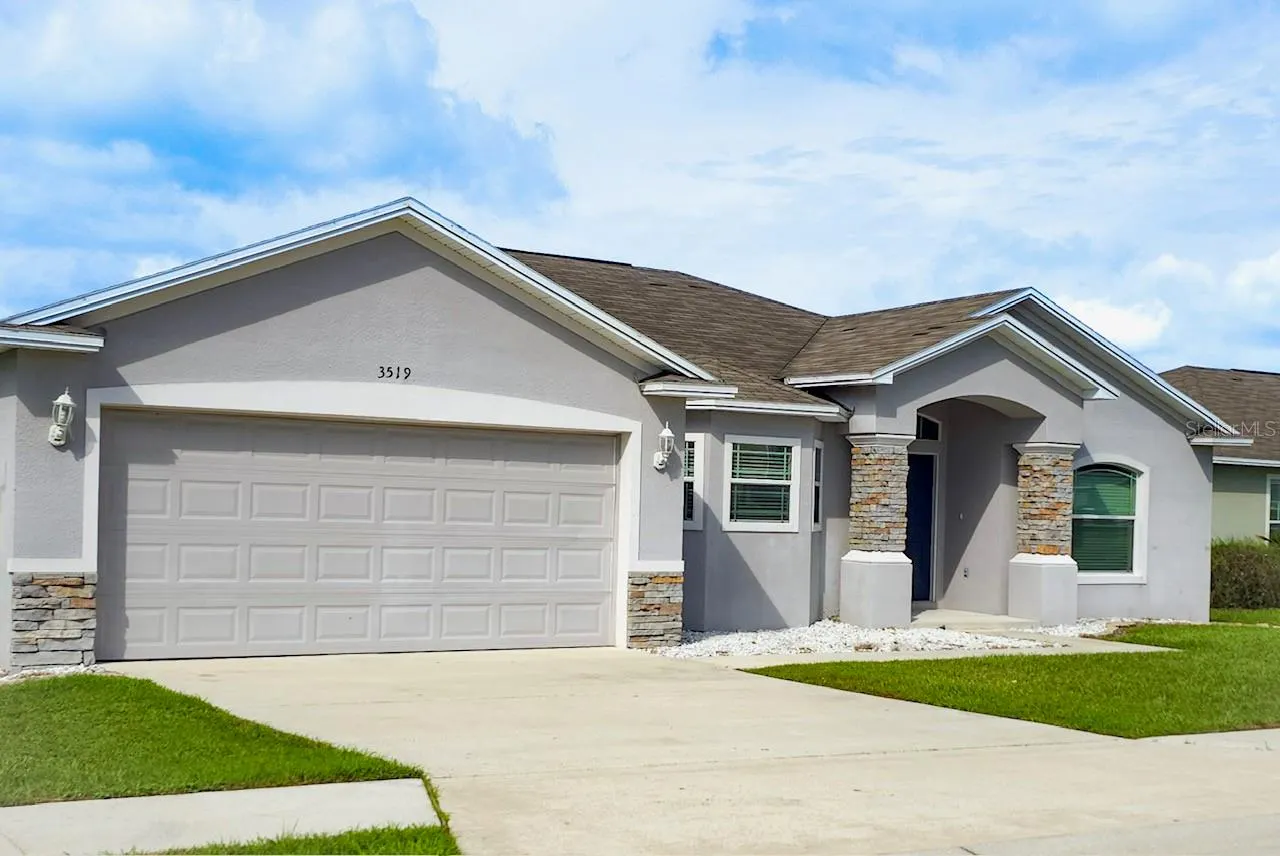 3519 KENWOOD CROSSING