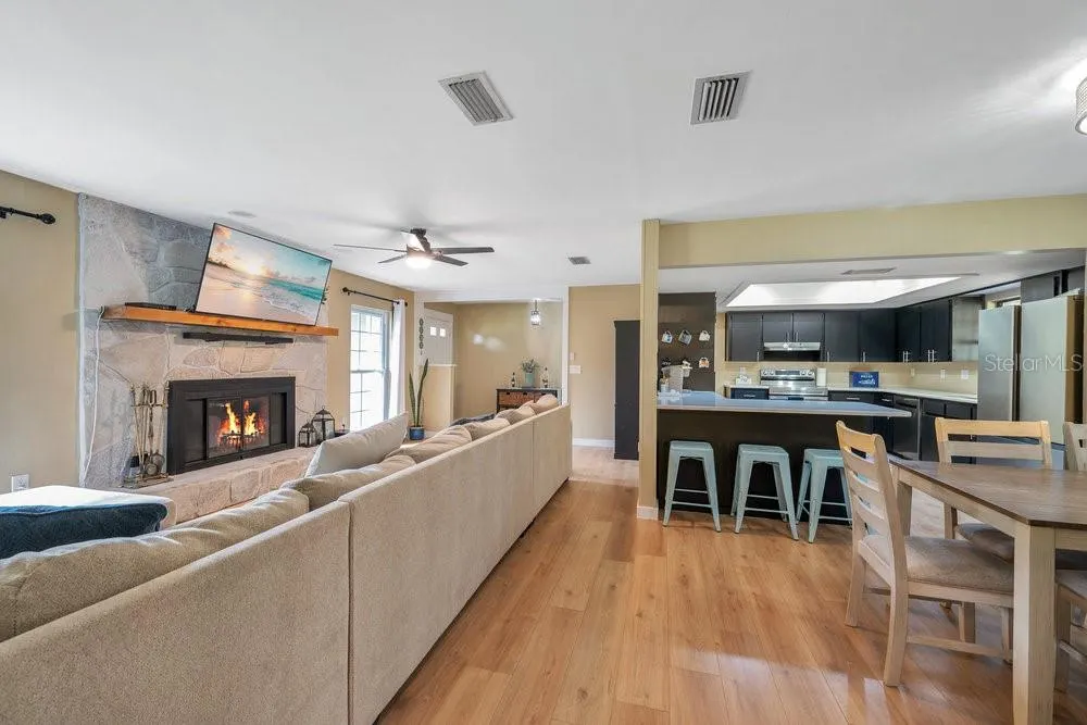 1224 RIDGEGREEN LOOP N