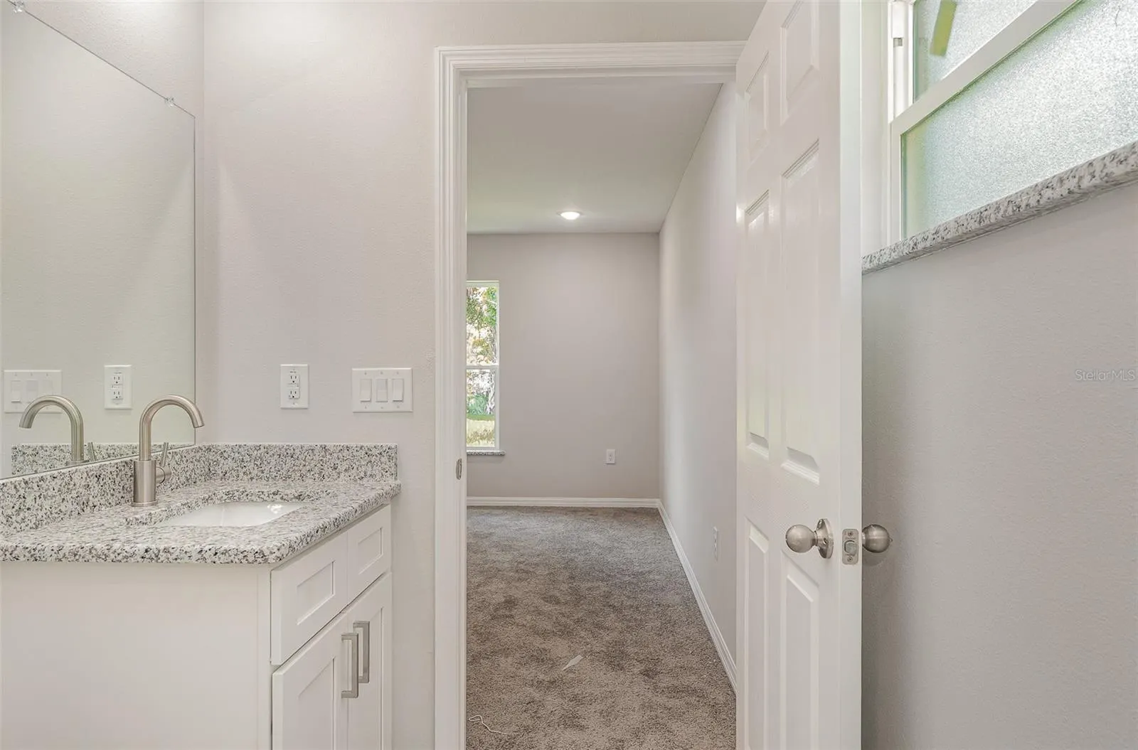 306/308 AVE P NW