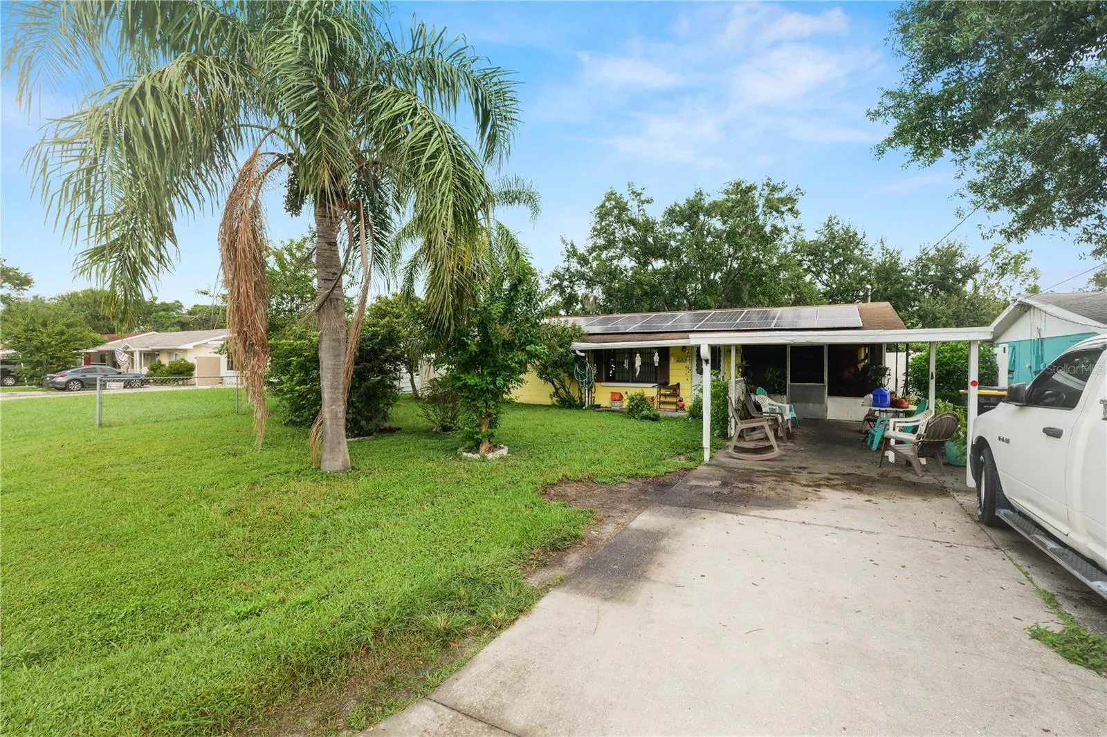 2203 IVEY LN