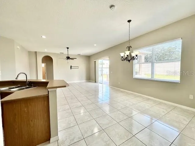 6216 ALAMANDA HILLS BLVD