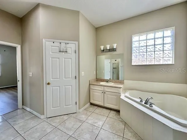 6216 ALAMANDA HILLS BLVD