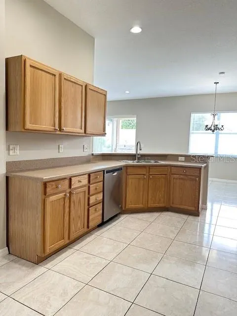 6216 ALAMANDA HILLS BLVD
