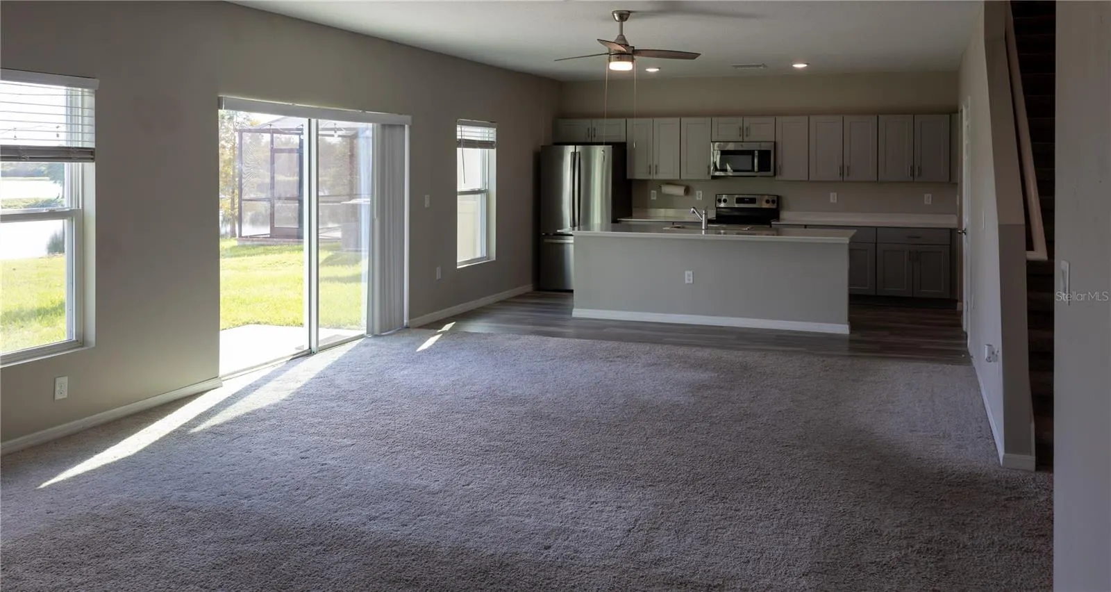 5547 ARLINGTON RIVER DR