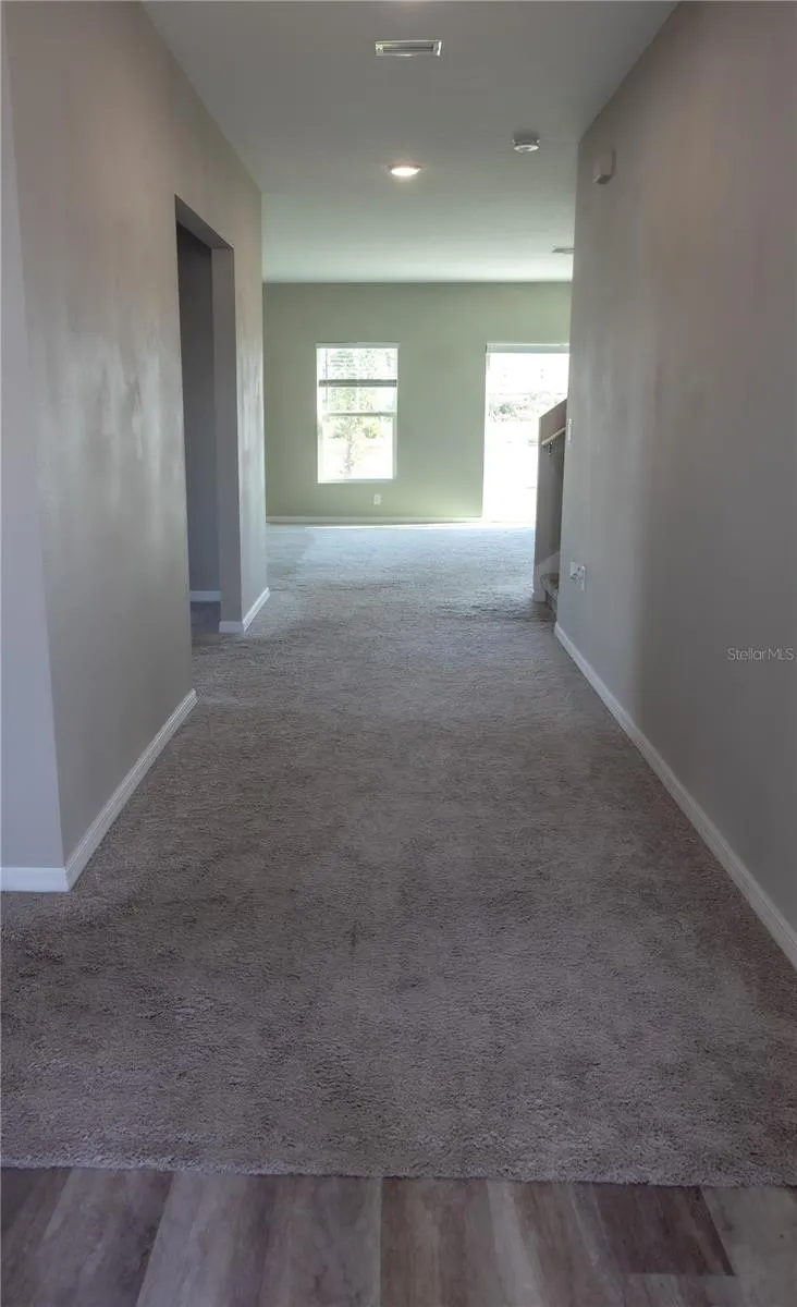 5547 ARLINGTON RIVER DR