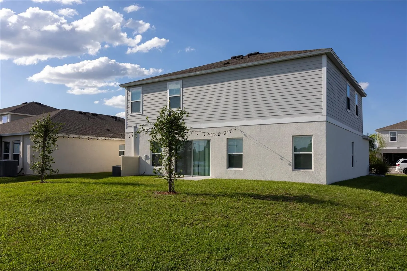 5547 ARLINGTON RIVER DR