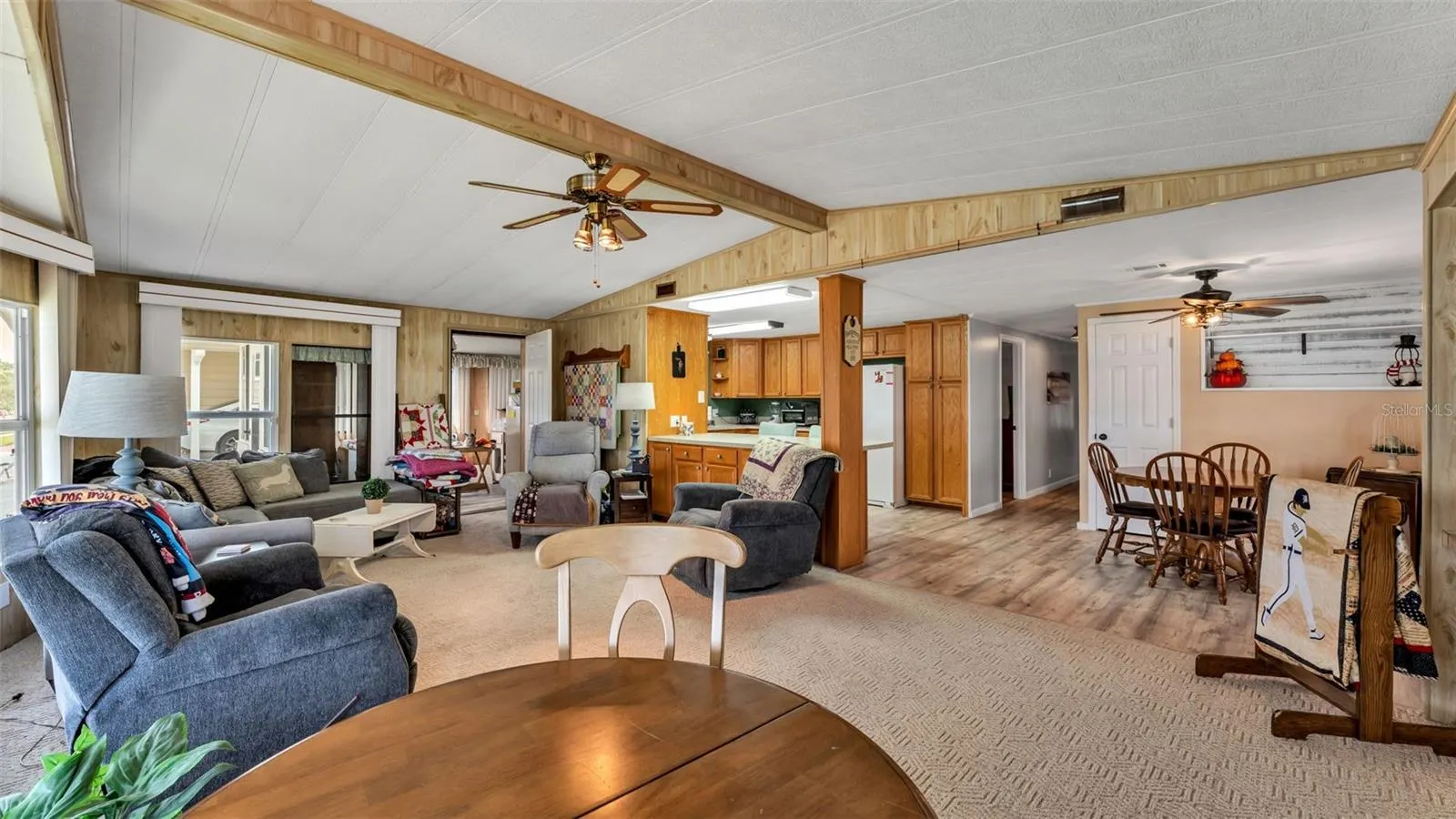 1620 FOXWAY DR