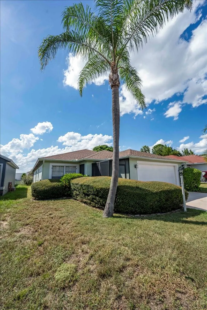 620 CRYSTALS BLVD