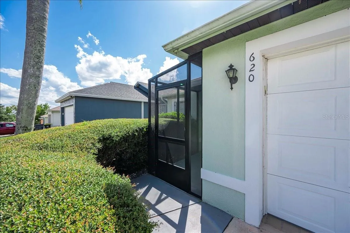 620 CRYSTALS BLVD