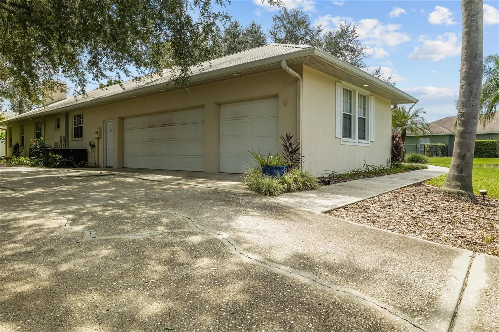 5304 PLANTATION VISTA WAY