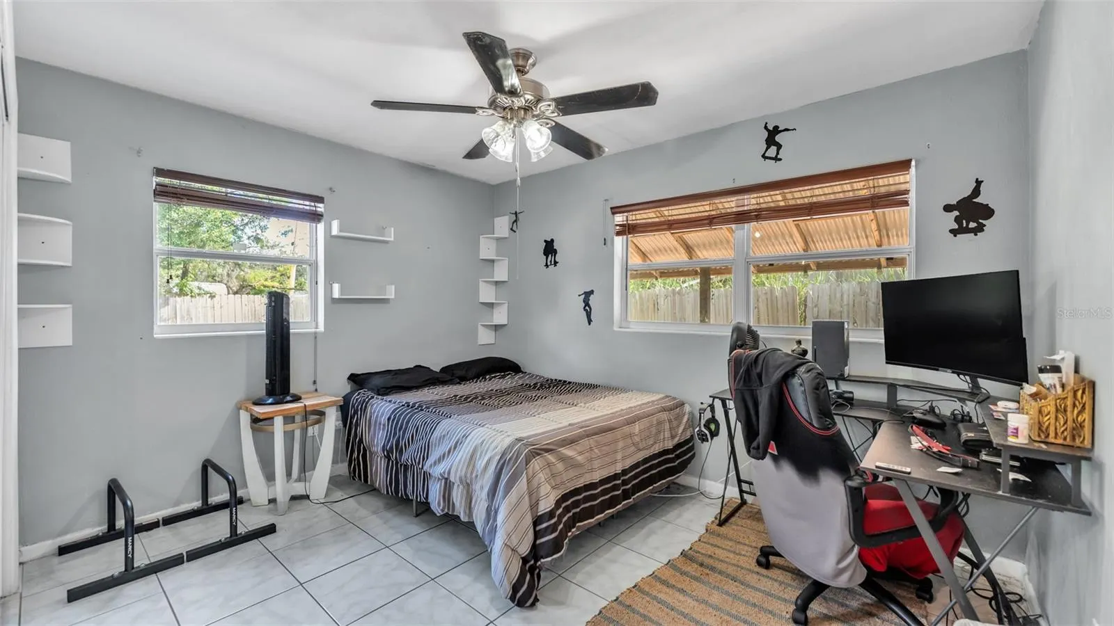 1624 HUMMINGBIRD LN