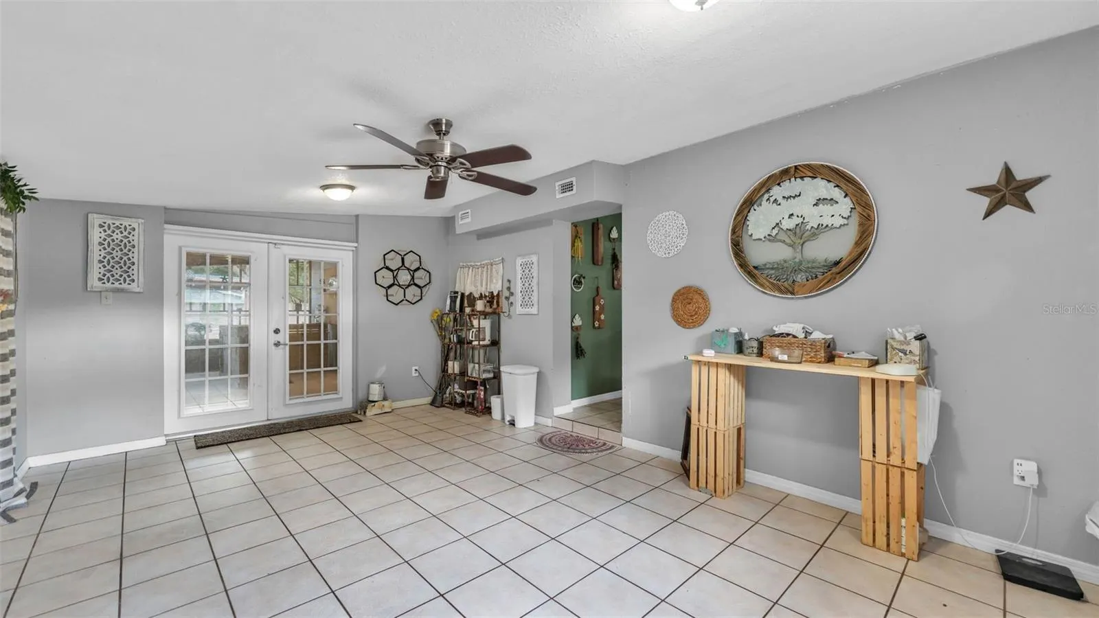 1624 HUMMINGBIRD LN