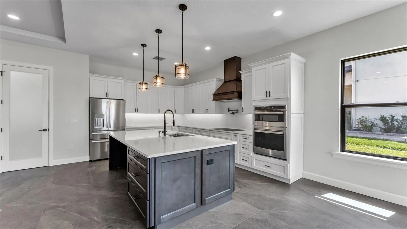 224 VALENCIA RIDGE DR