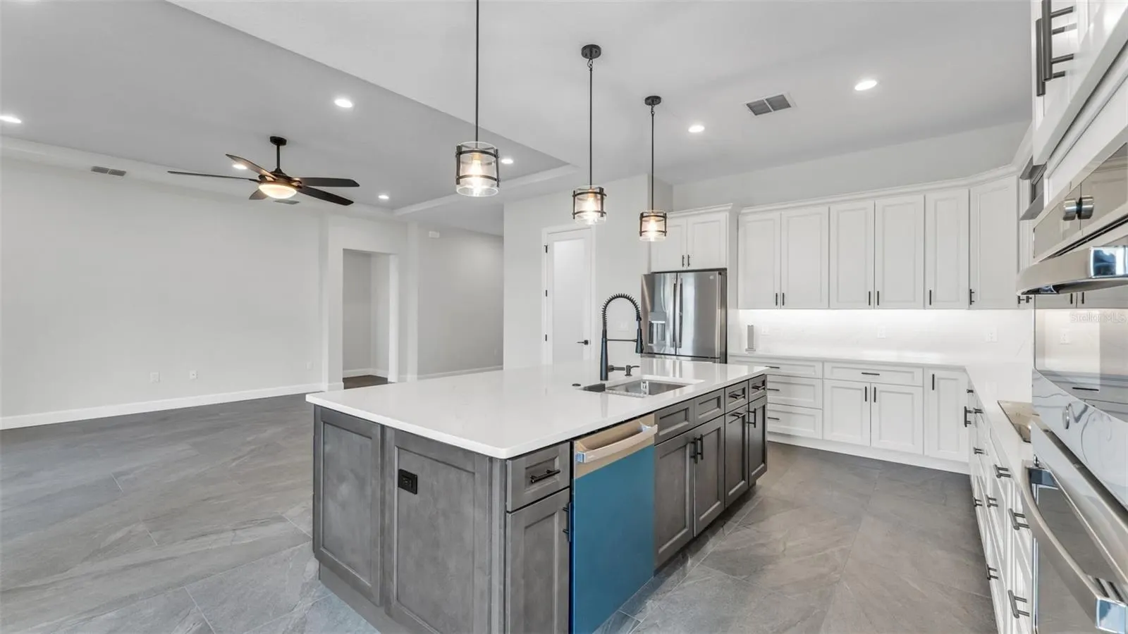 224 VALENCIA RIDGE DR