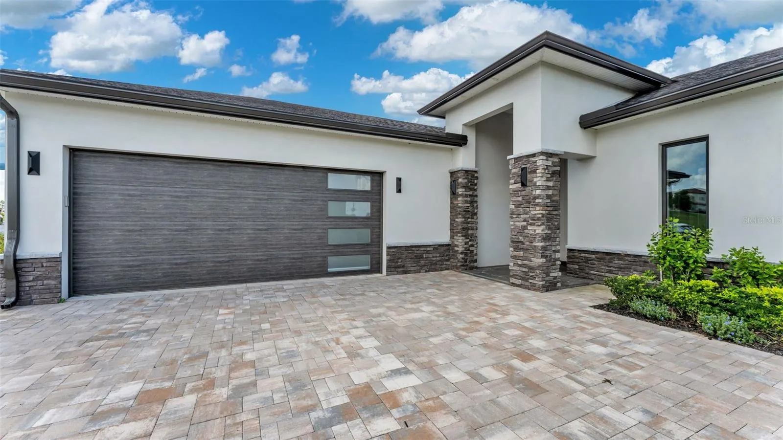 224 VALENCIA RIDGE DR