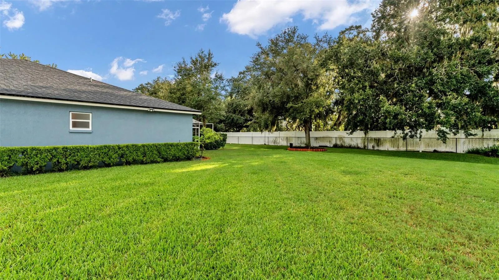 3355 SANOMA DR