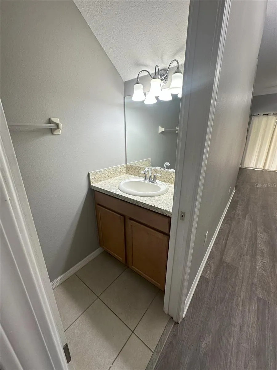 4232 BIRCH POND LOOP
