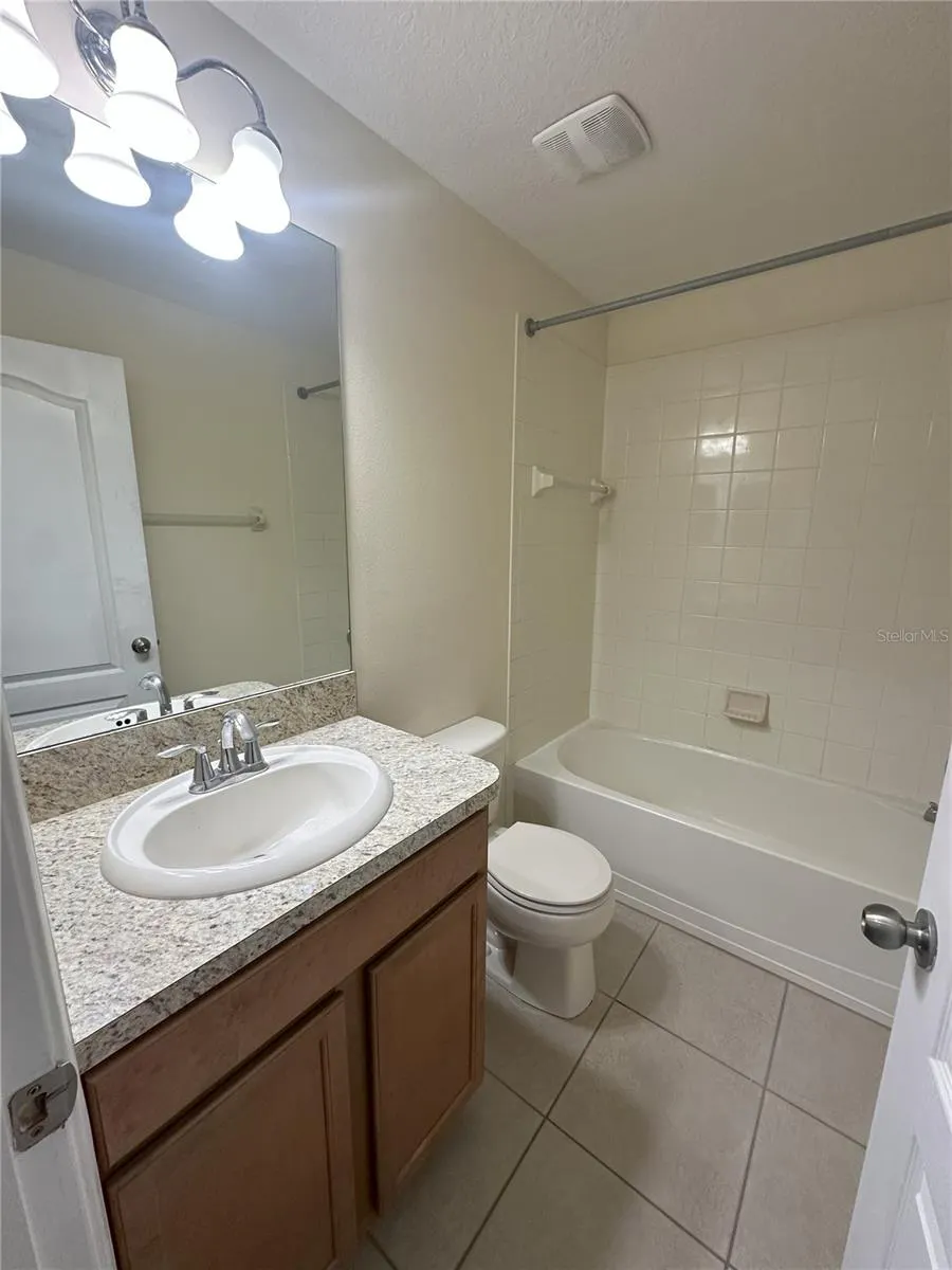 4232 BIRCH POND LOOP