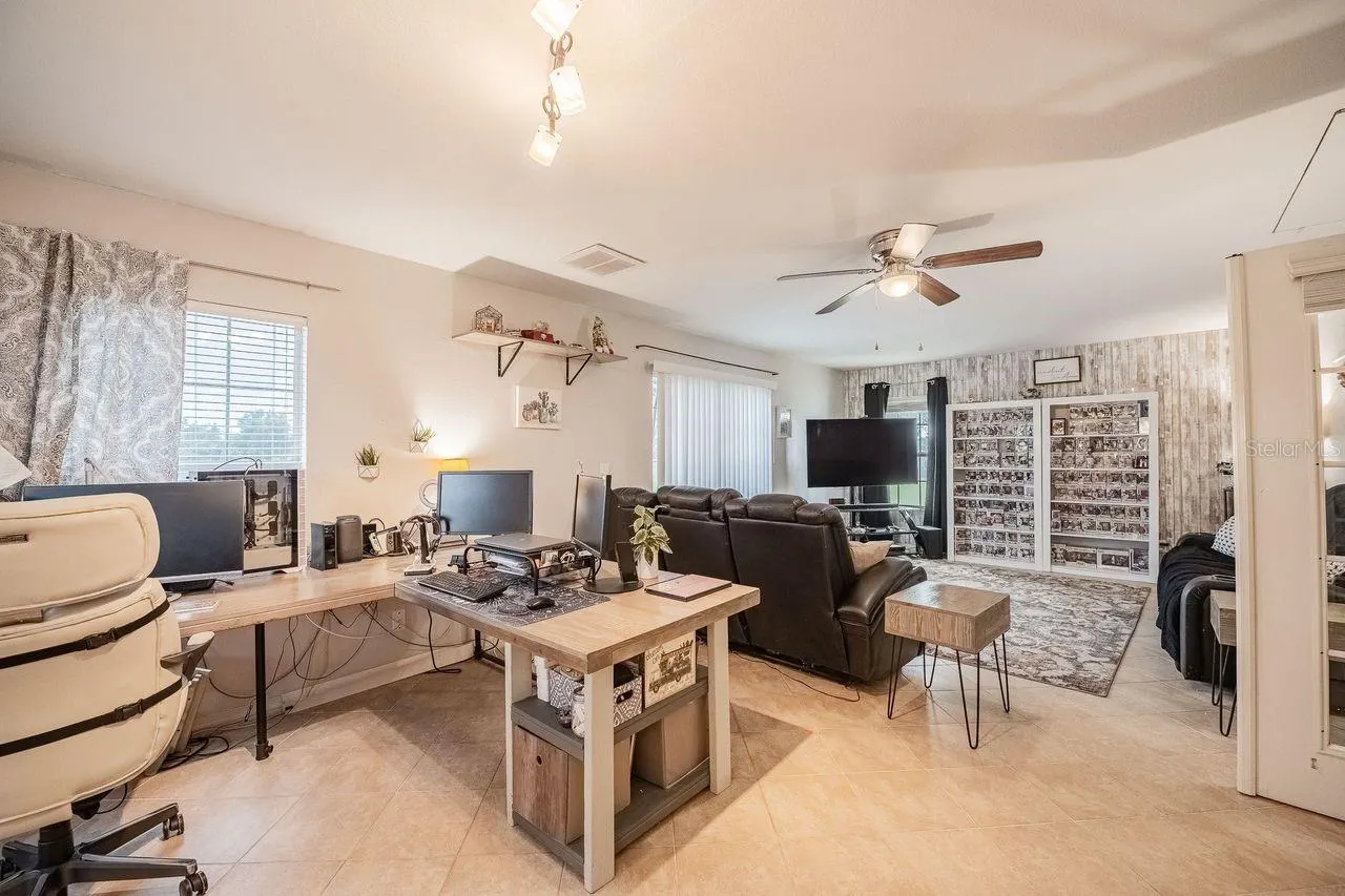 128 KAIGEN CT