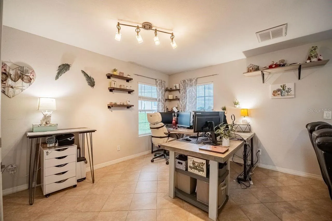 128 KAIGEN CT