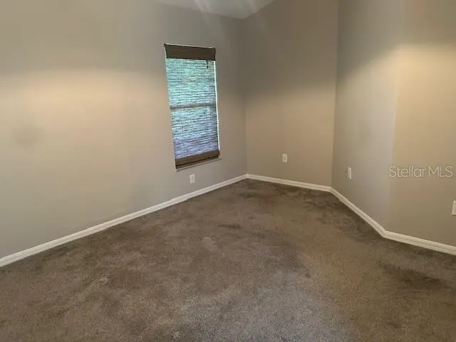 546 LINDSAY ANNE CT