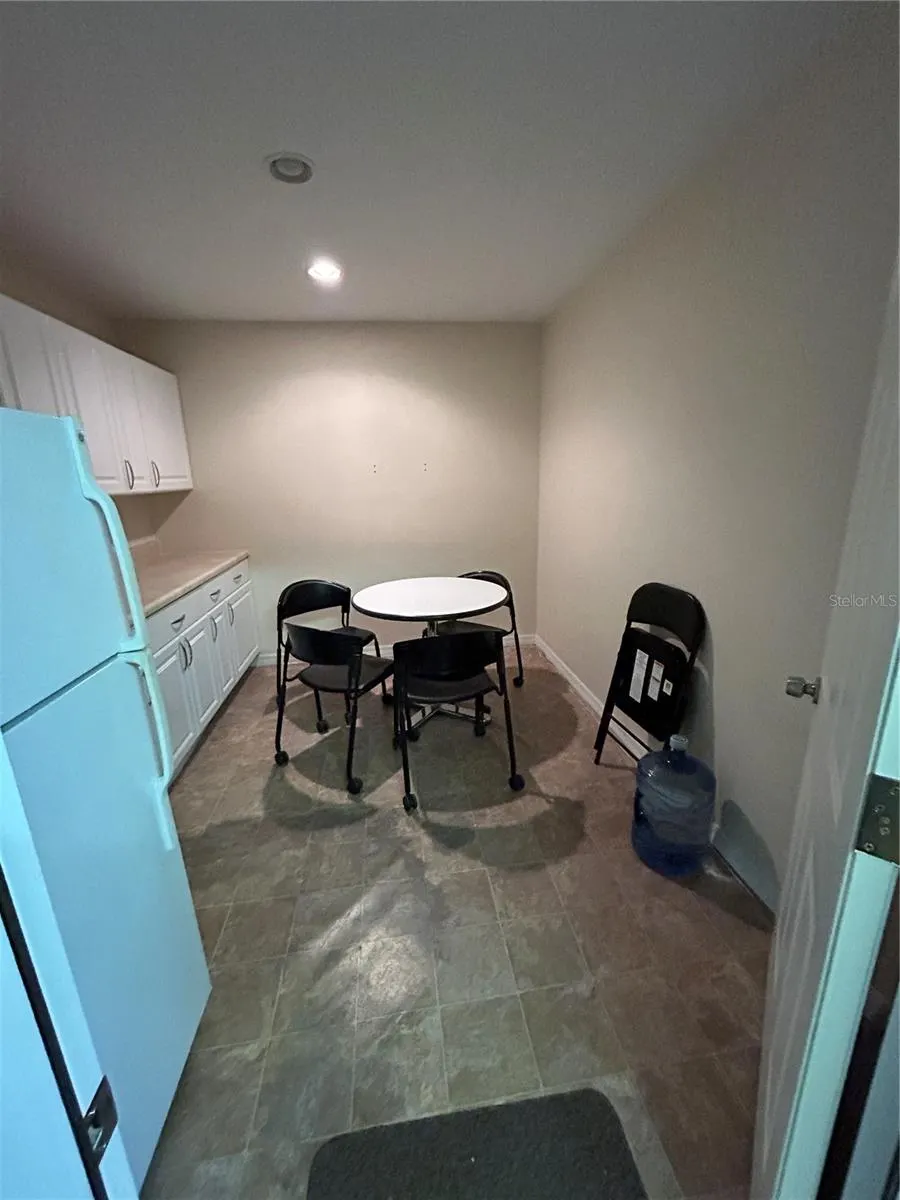 3903 INDUSTRY BLVD #4, #4