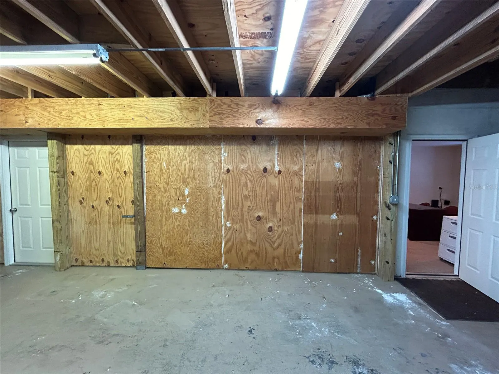 3903 INDUSTRY BLVD #4, #4