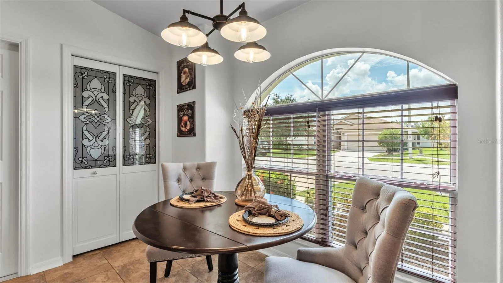 6626 CRESCENT LOOP