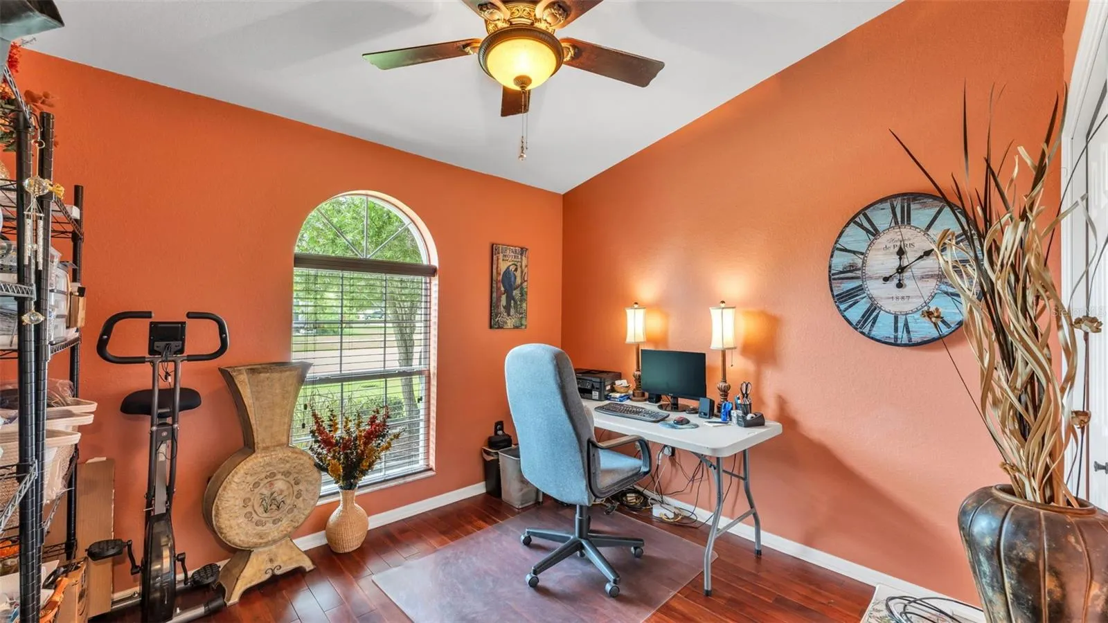 6626 CRESCENT LOOP