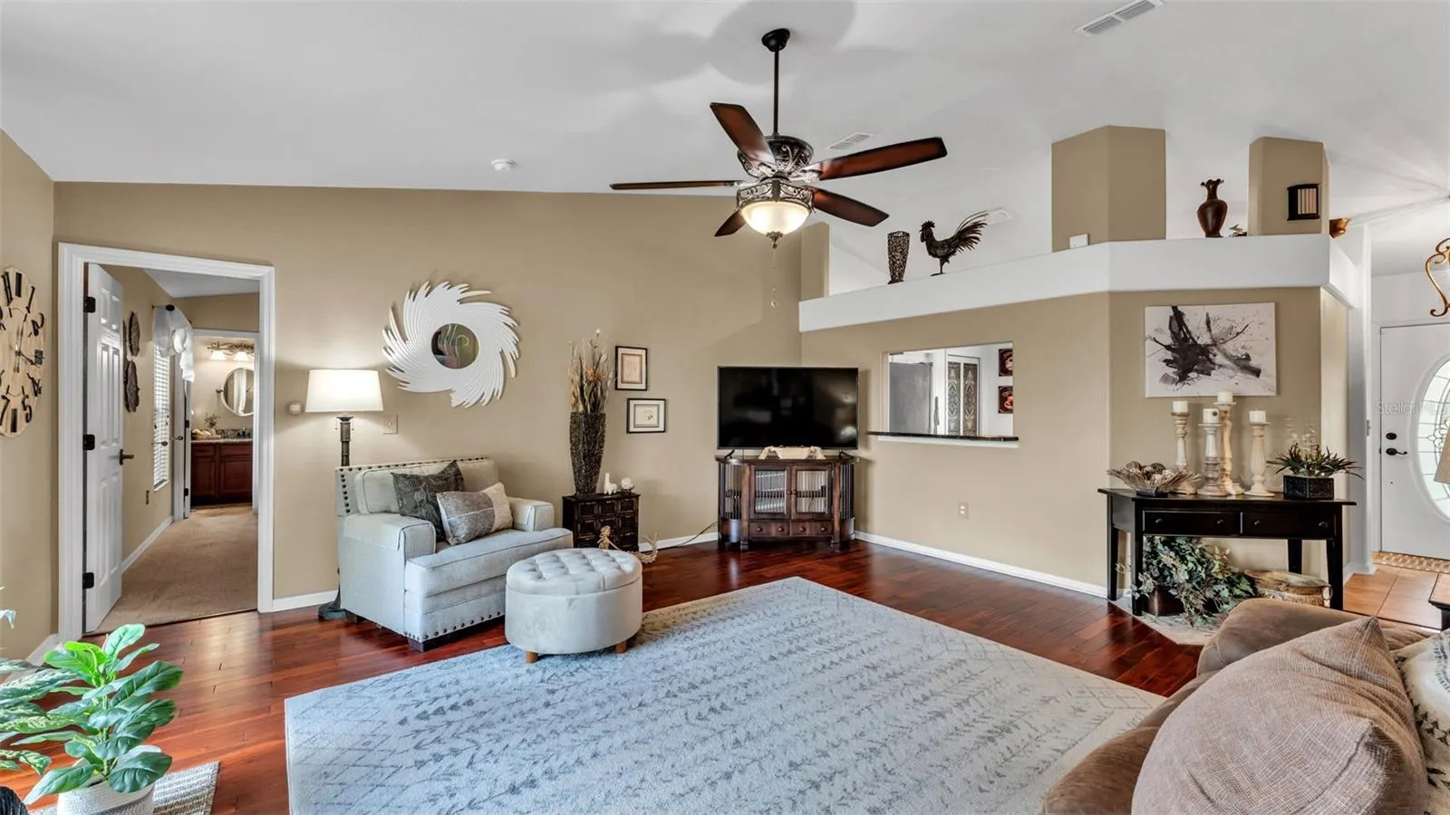 6626 CRESCENT LOOP
