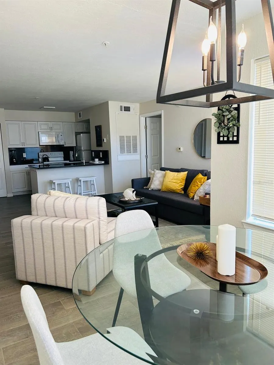 2204 KEY WEST CT #516, #516