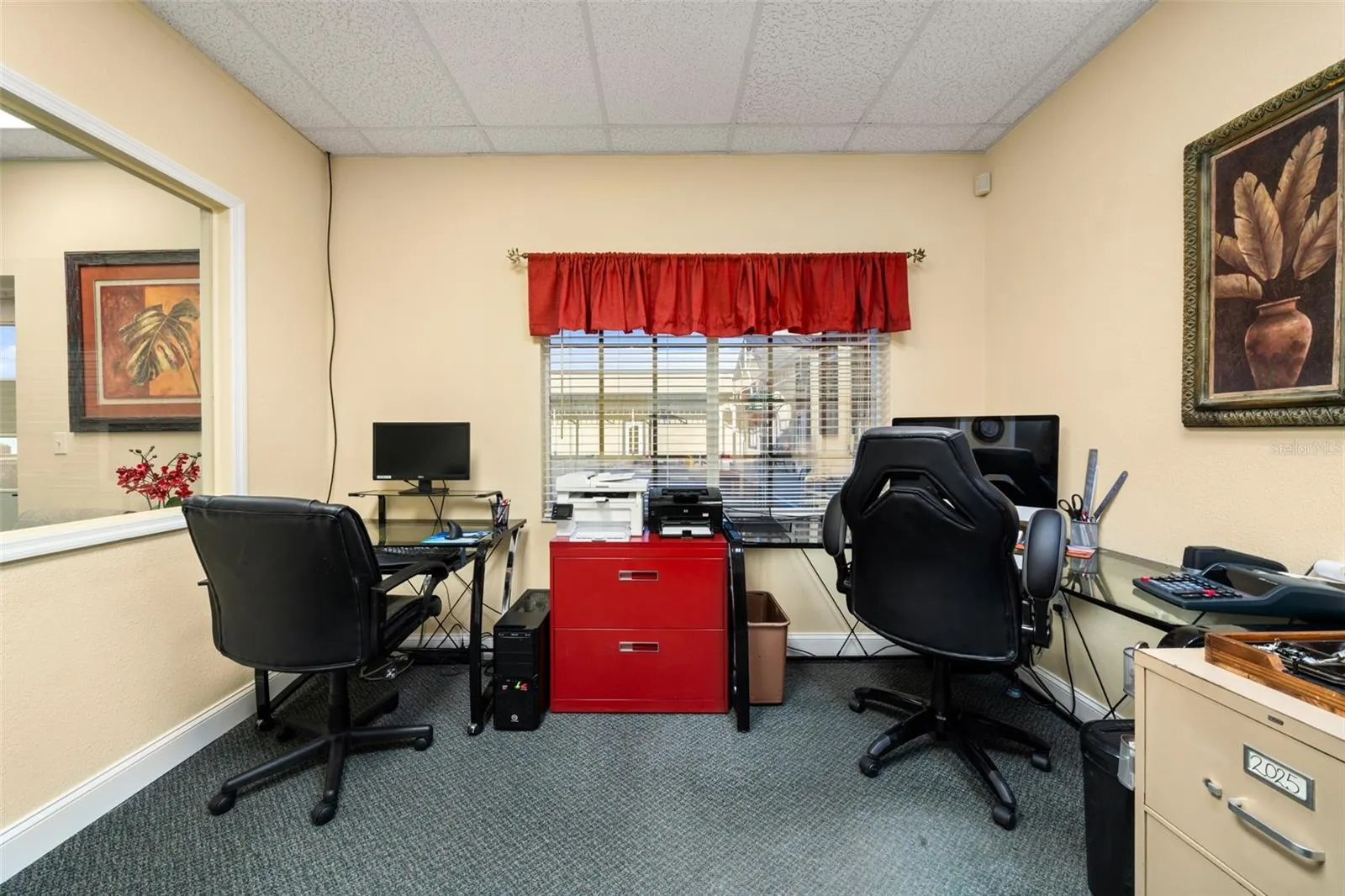 33 RYANT BLVD