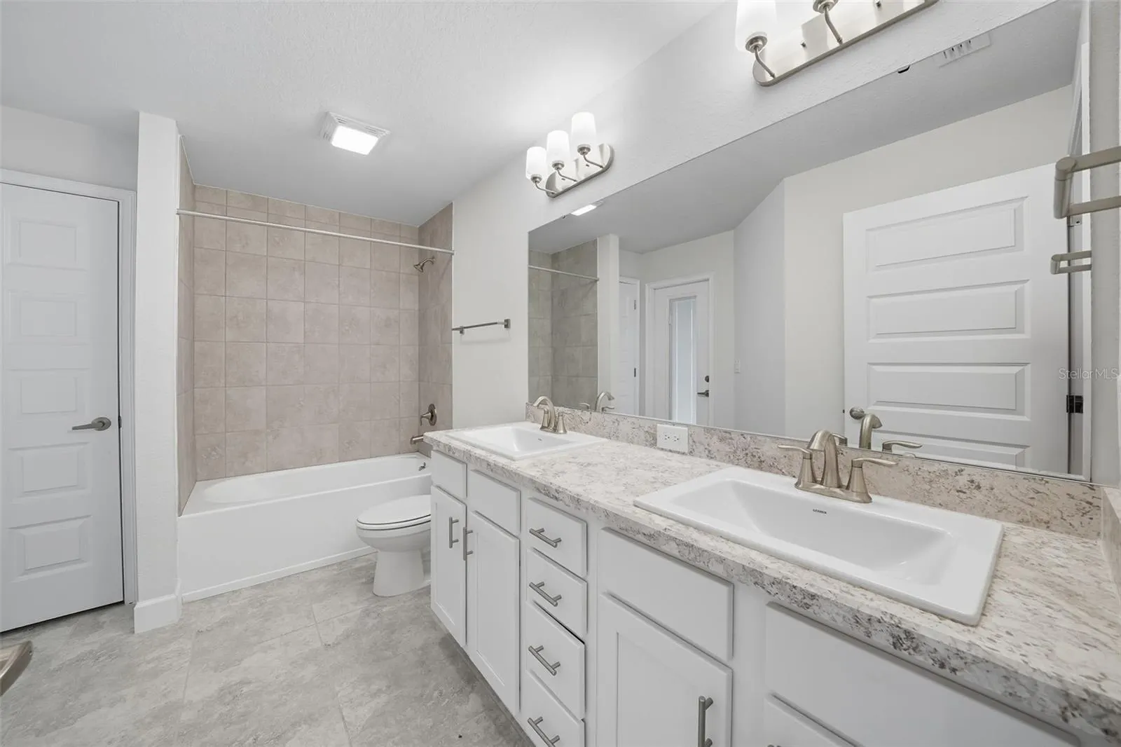 5467 KNIGHTS LANDING DR
