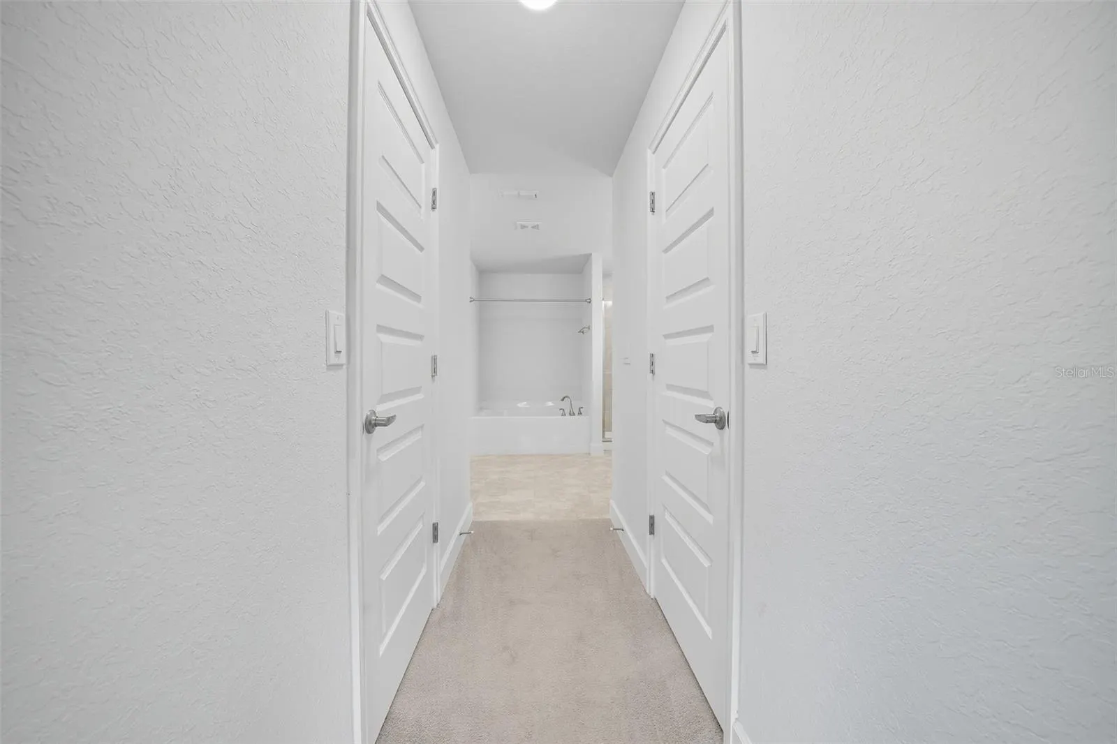 5467 KNIGHTS LANDING DR