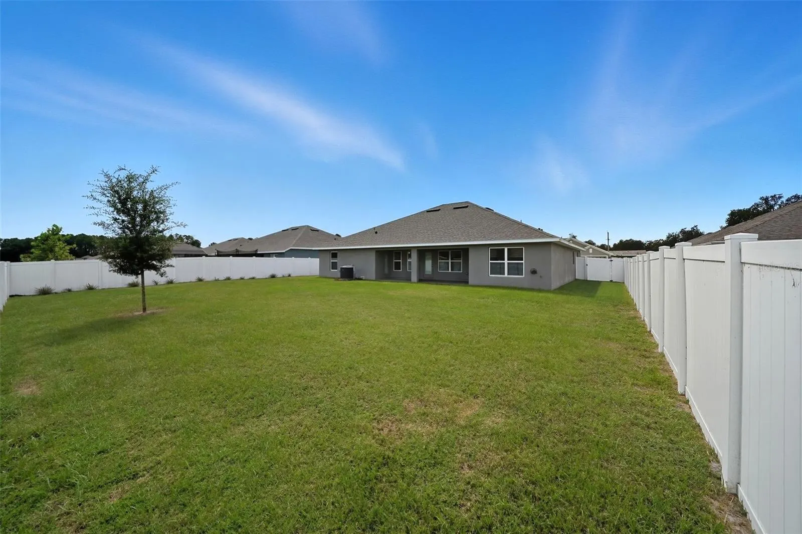 5467 KNIGHTS LANDING DR