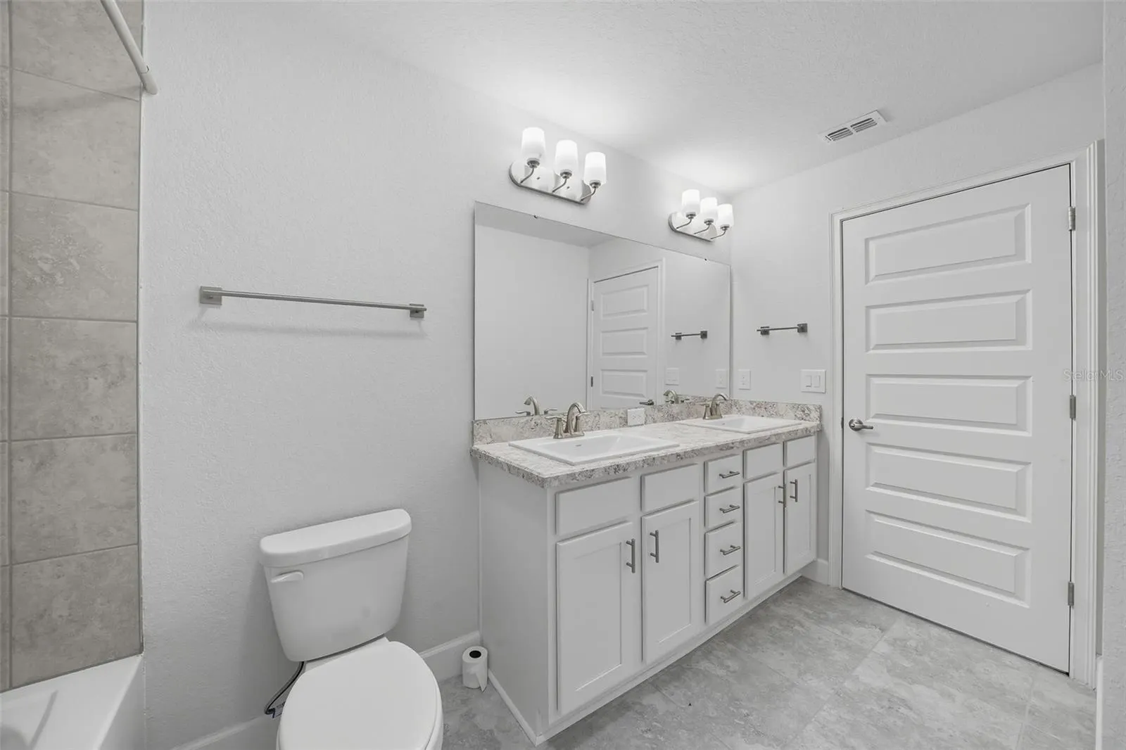 5467 KNIGHTS LANDING DR