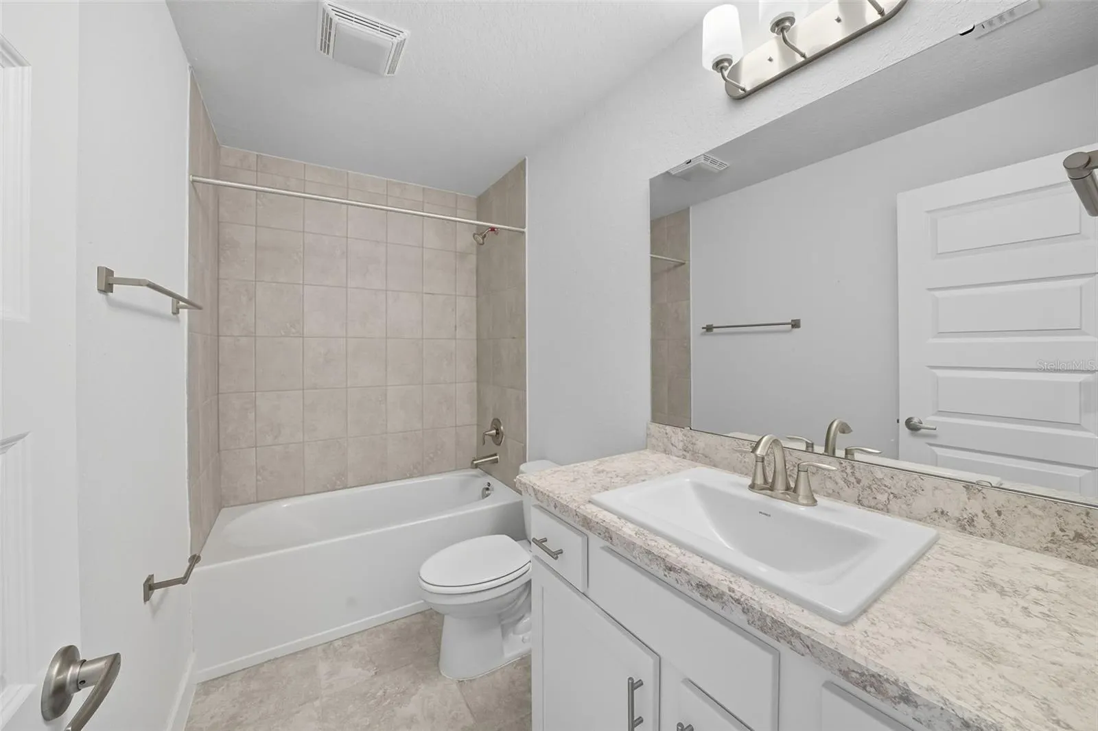 5467 KNIGHTS LANDING DR