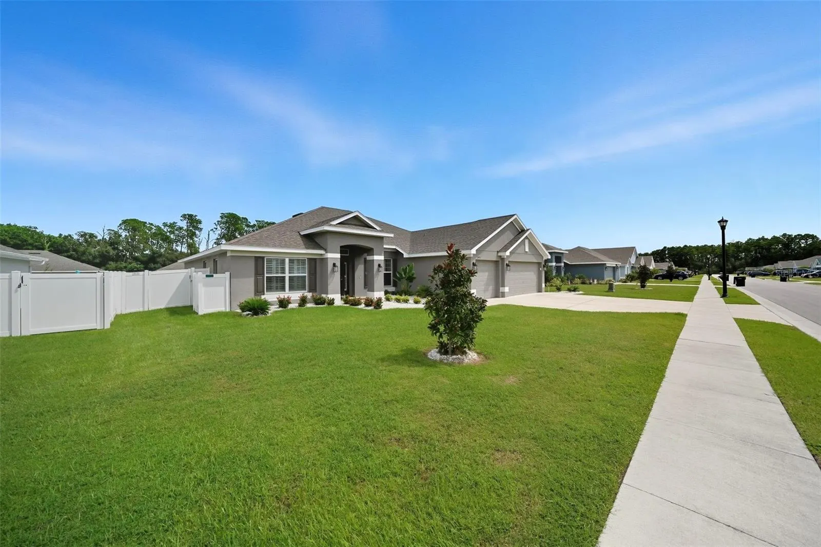 5467 KNIGHTS LANDING DR
