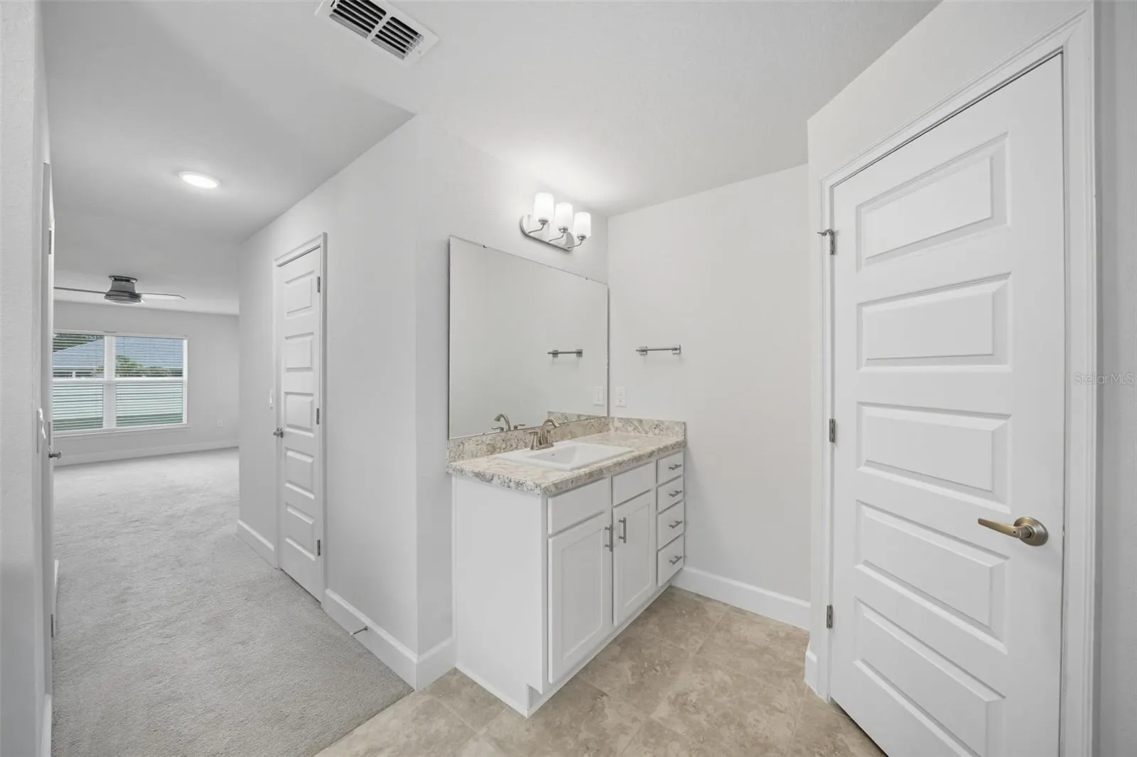 5467 KNIGHTS LANDING DR