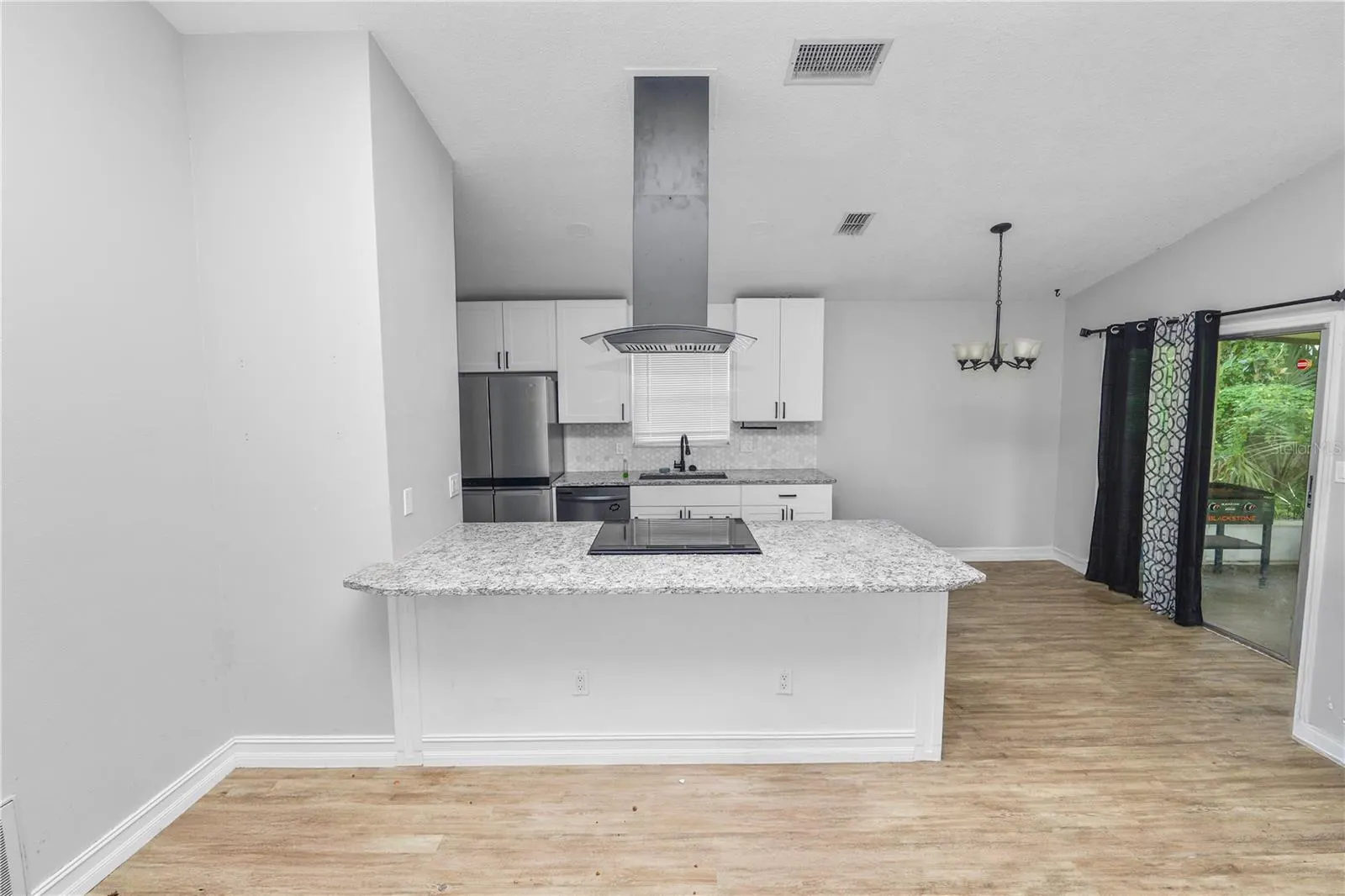 3307 FOX RIDGE DR
