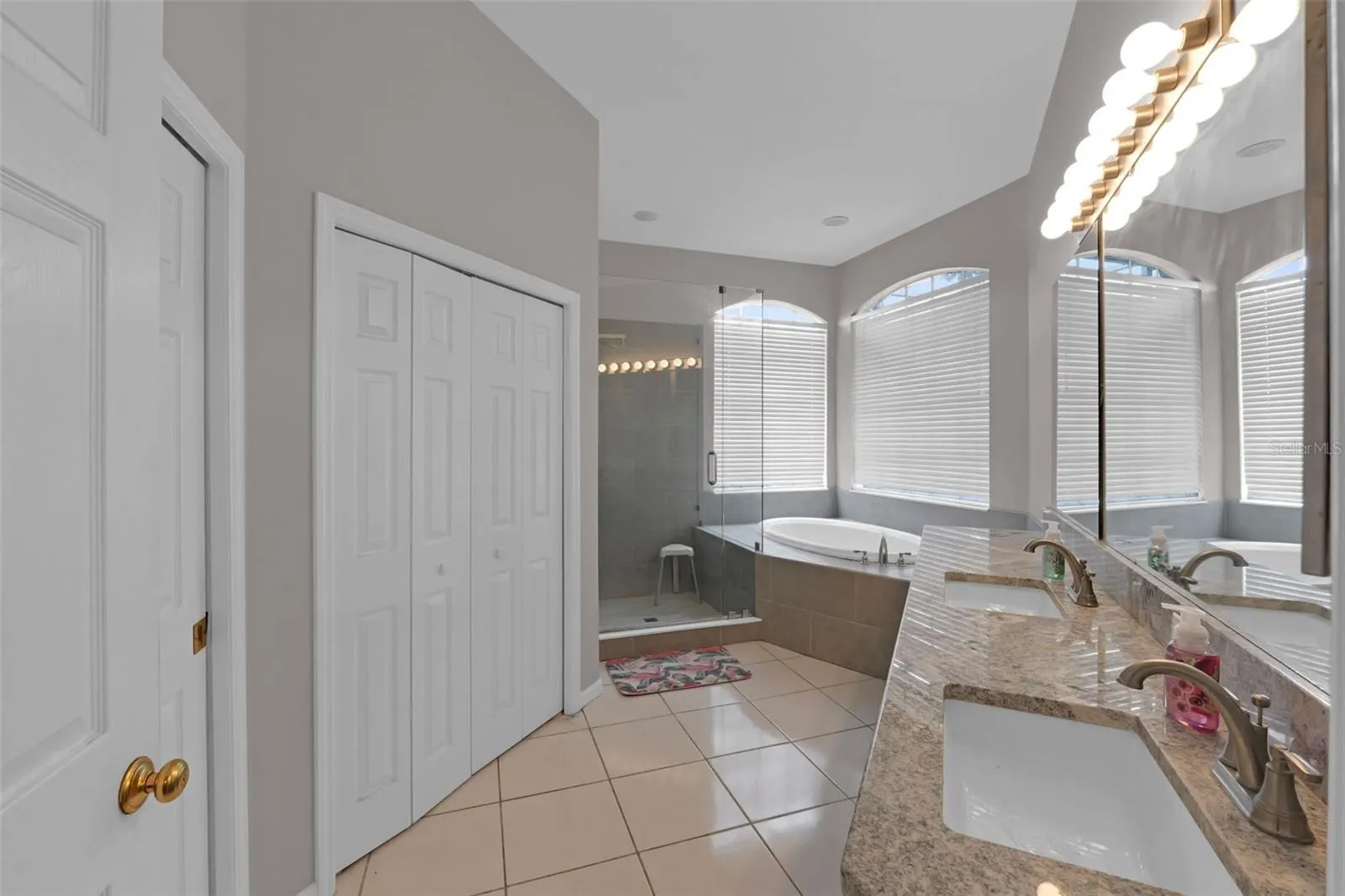 3056 SHOAL CREEK VILLAGE DR