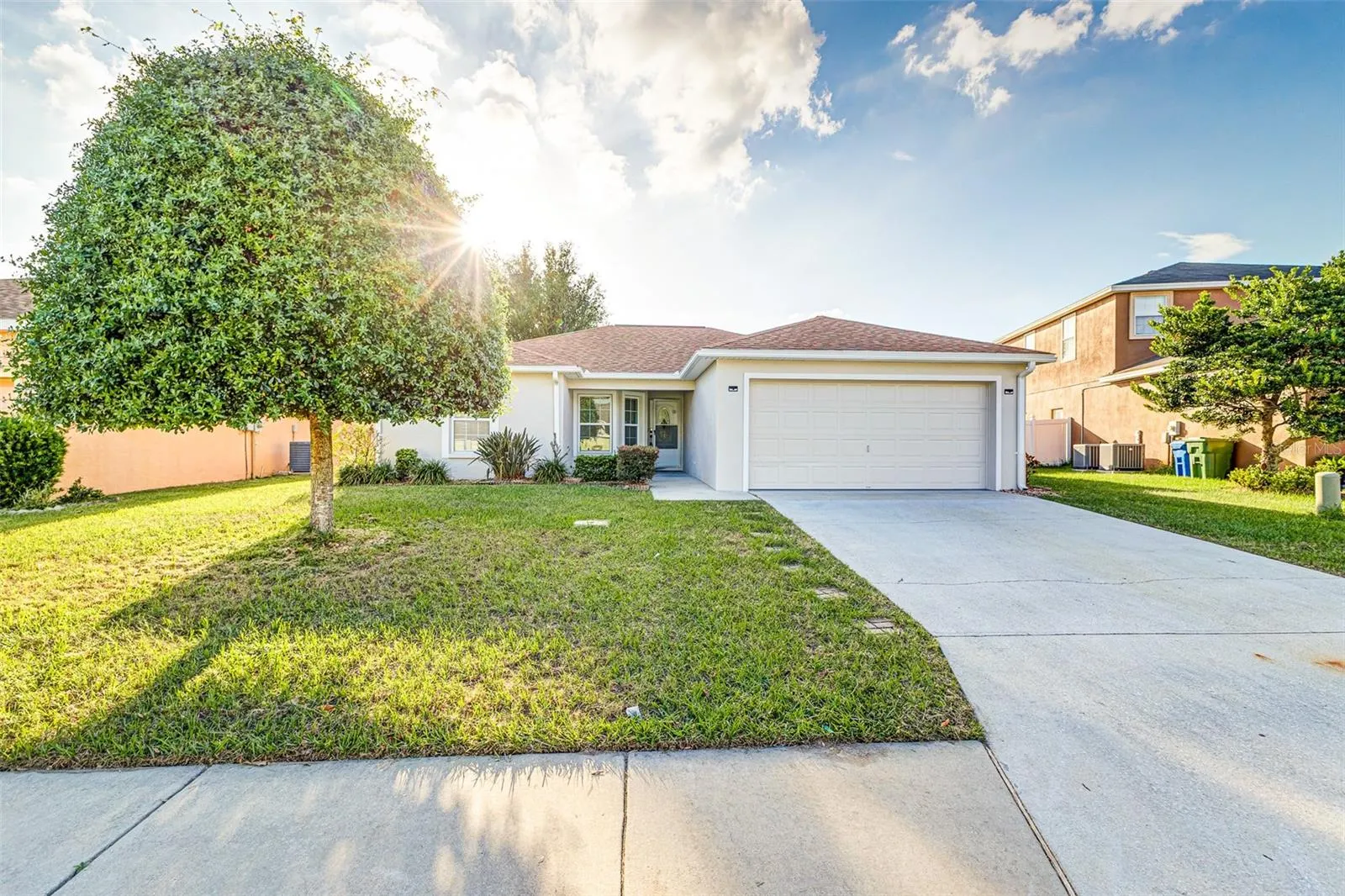 6610 CRESCENT LOOP