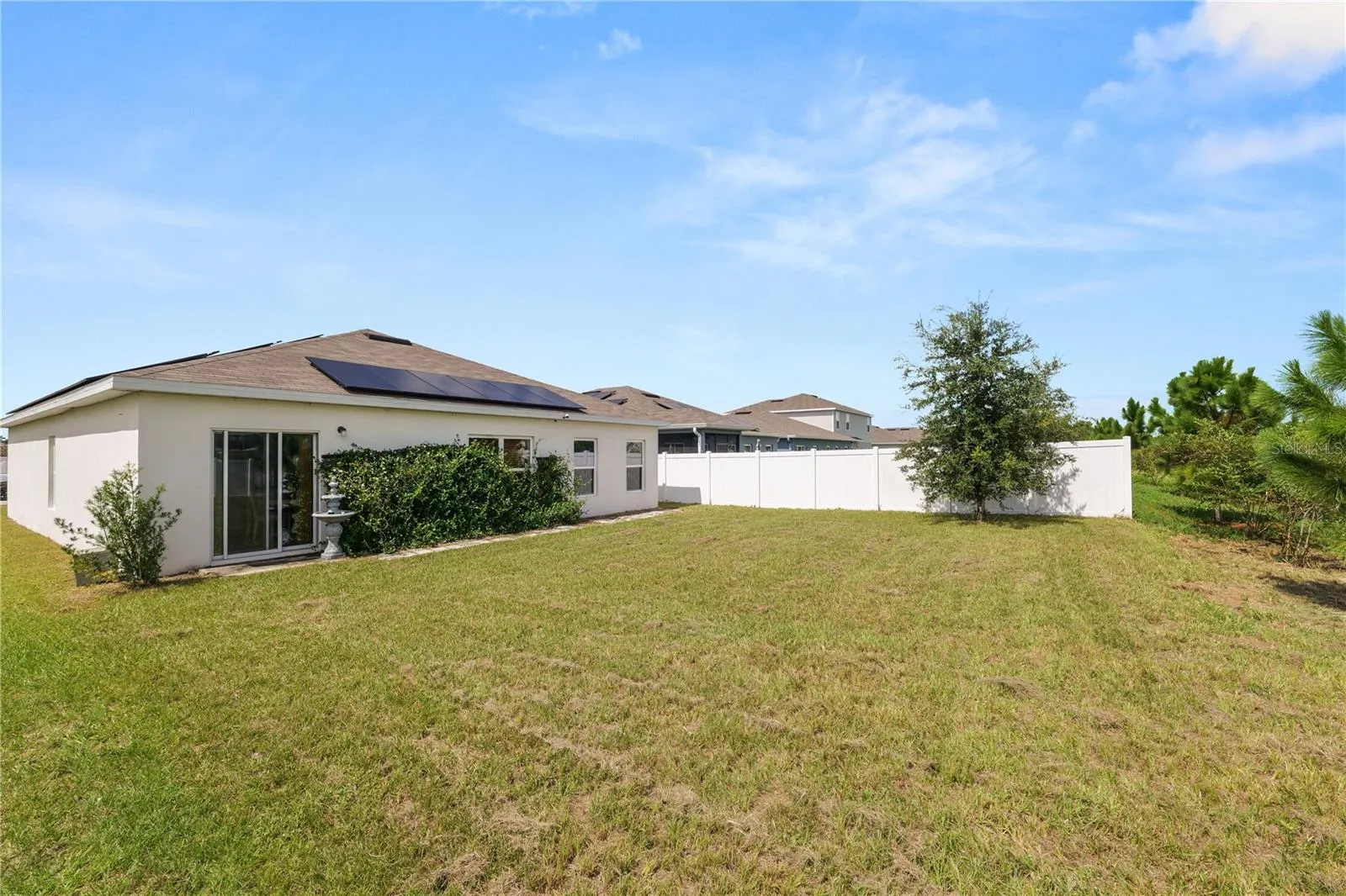 913 EAGLE ROCK TER